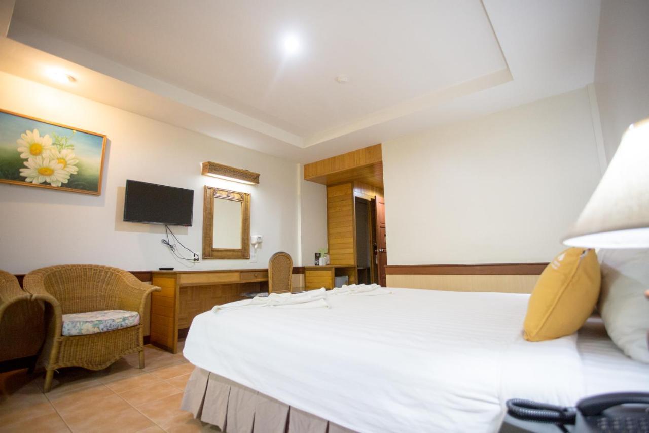 100 Islands Resort & Spa Surat Thani Exterior foto